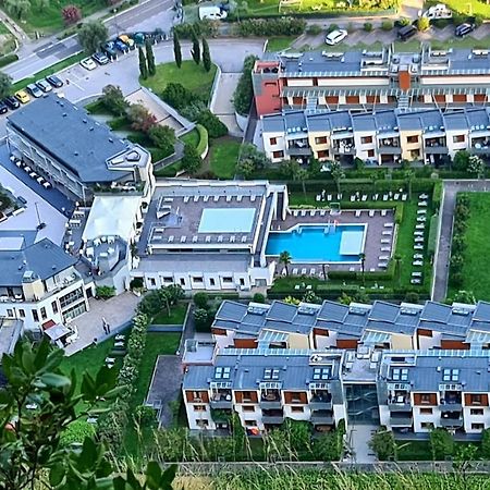 Garda Lake Aloha Apartments Torbole Sul Garda Ngoại thất bức ảnh