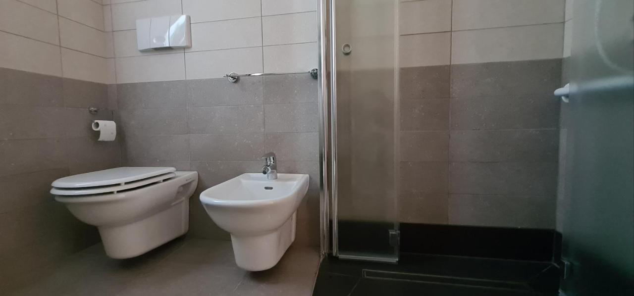 Garda Lake Aloha Apartments Torbole Sul Garda Ngoại thất bức ảnh