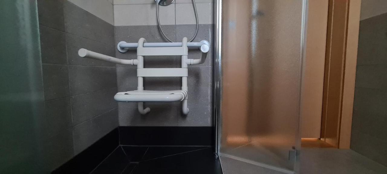 Garda Lake Aloha Apartments Torbole Sul Garda Ngoại thất bức ảnh